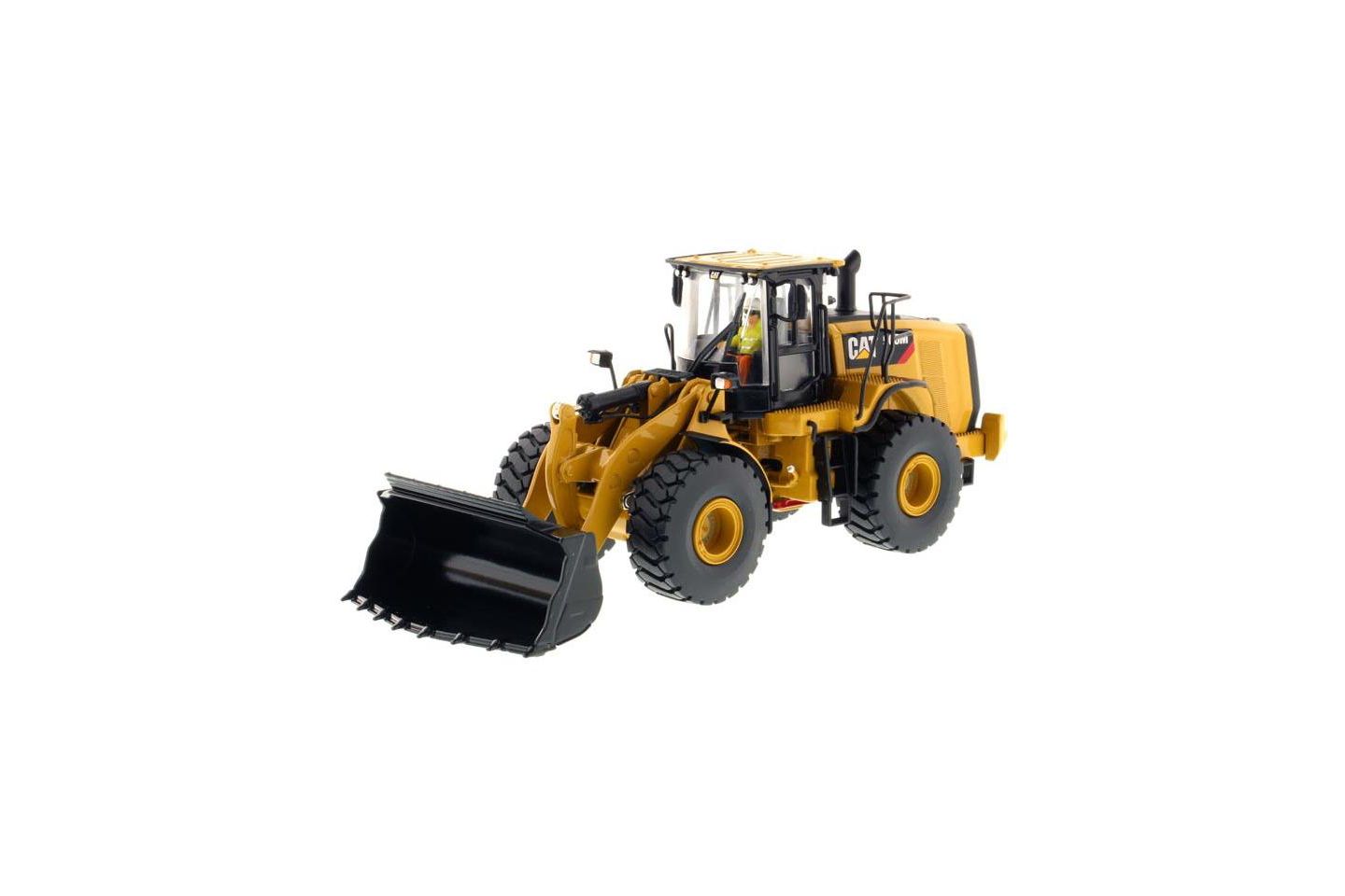 Детская игрушка Diecast Masters 1/50 Caterpillar 9662M Wheel Loader — фото 1
