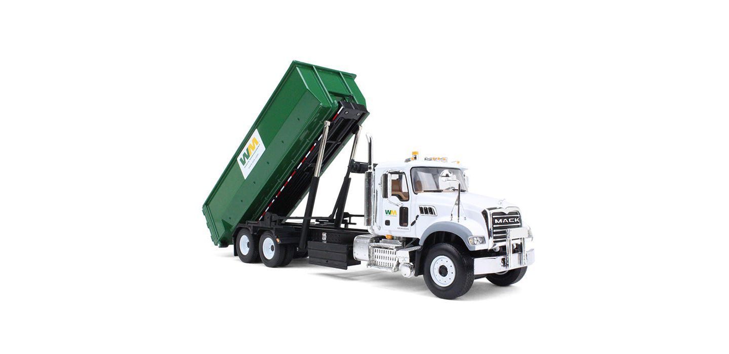 Детская игрушка First Gear 1/34 Scale Mack Granite Roll-Off Container Toy Truck — фото 2