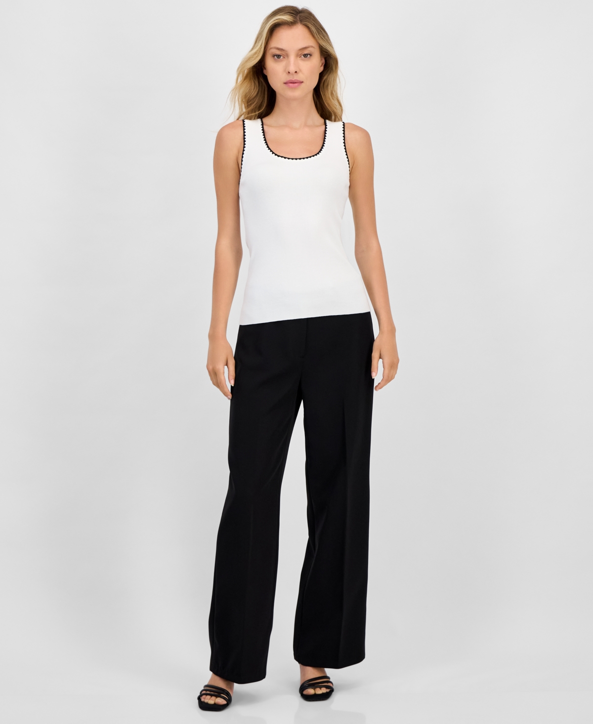 T Tahari Women's Sleeveless Scoop-neck Knit Top In Black