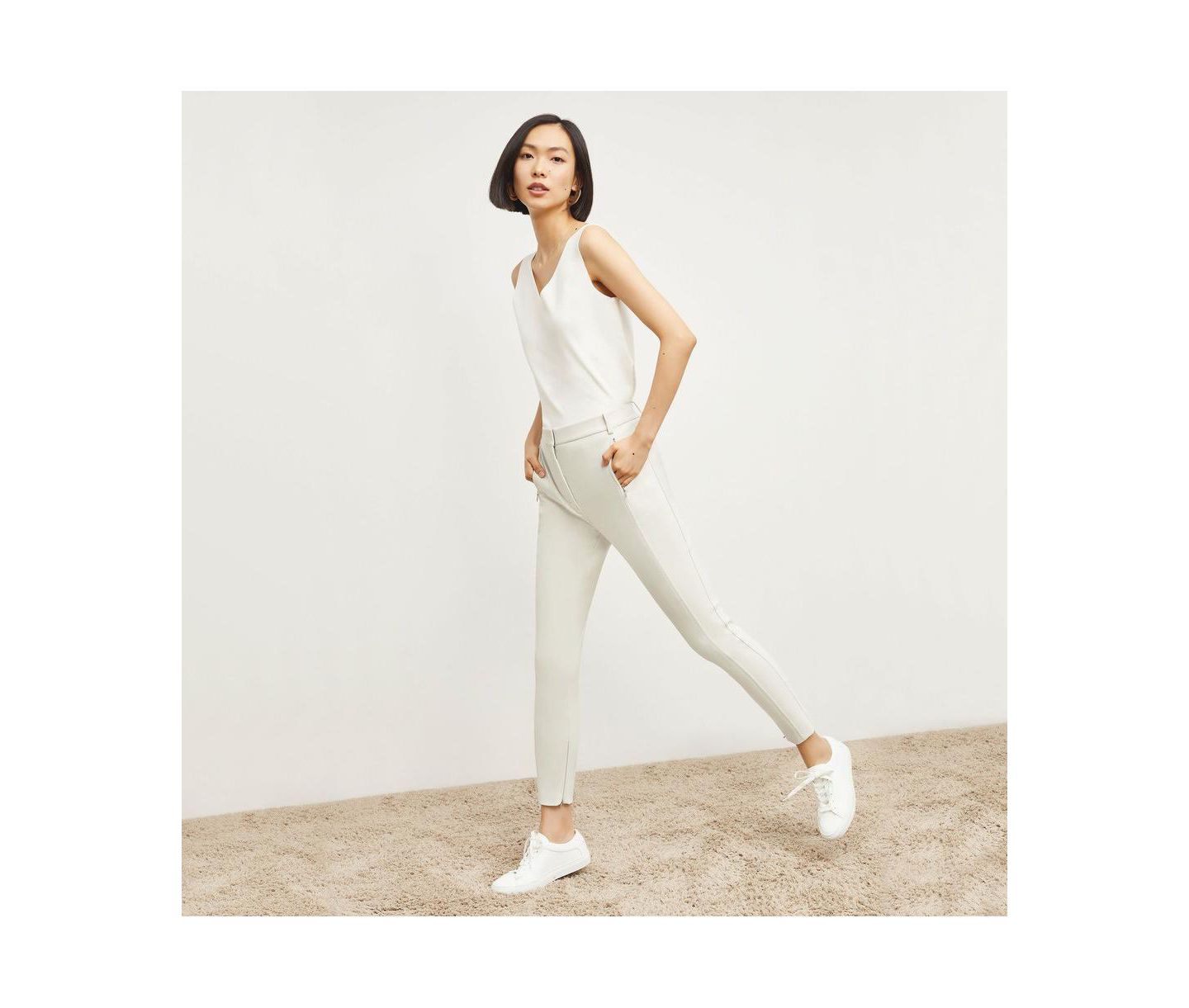 Женский топ M.M.LaFleur Alecia V-Neck - Eco 365Knit, цвет: Слоновая кость — фото 8