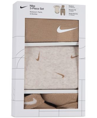 Baby Boy Bodysuit, Waffle Pants & Socks, 3 Piece Gift Set