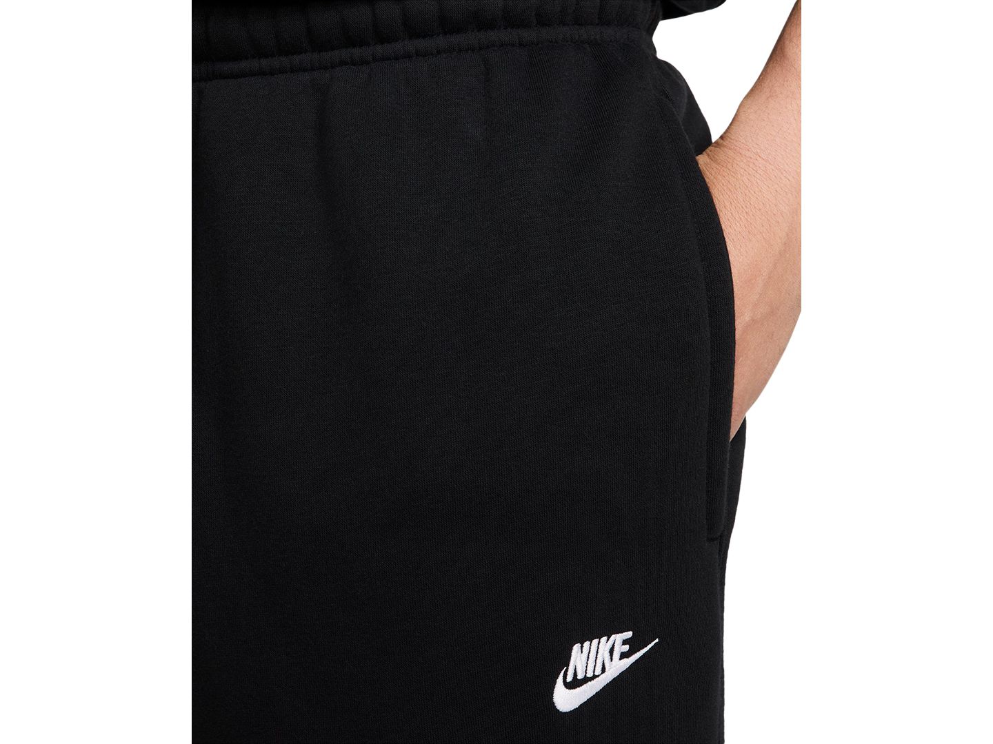 Мужские брюки Nike Club Fleece Cargo Regular-Fit, цвет: Чёрный / Белый — фото 2