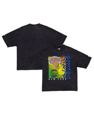 New Era - Men's Black New York Knicks Sport Classics Enzyme Washed T-Shirt
