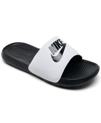 スニーカー Nike Victory One Men's Slides Nike Victori One Men's Slides. Nike.com