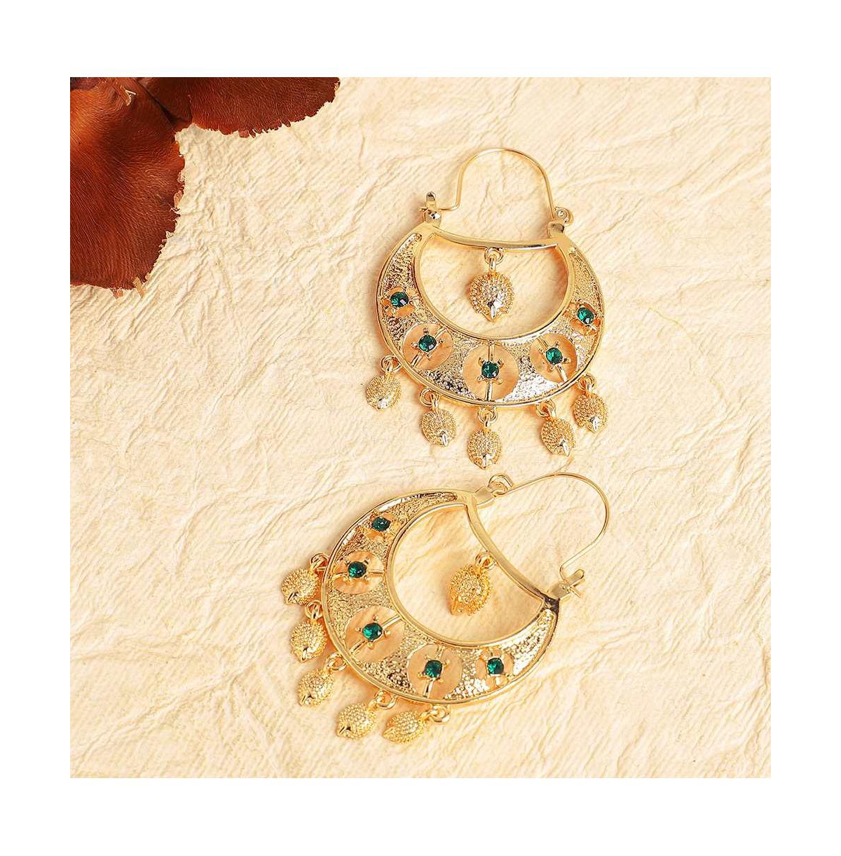 Sohi Women's Gold Regal Drop Earrings In Gold