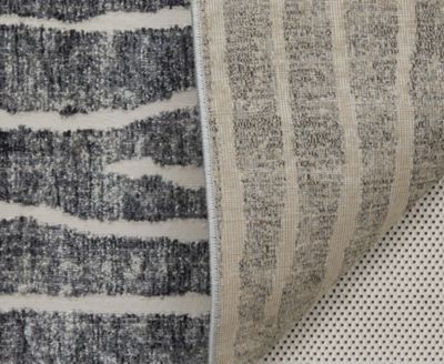 Kano 39LIF 2'2"x3' Area Rug