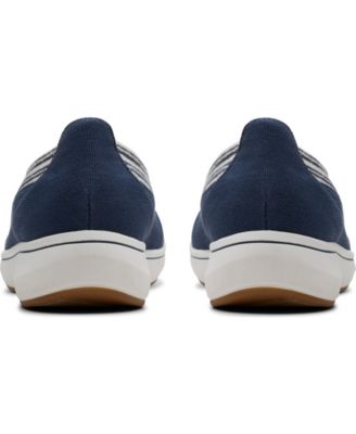 Women's Cloud Steppers Breeze Sky Air Closed Toe Shoes