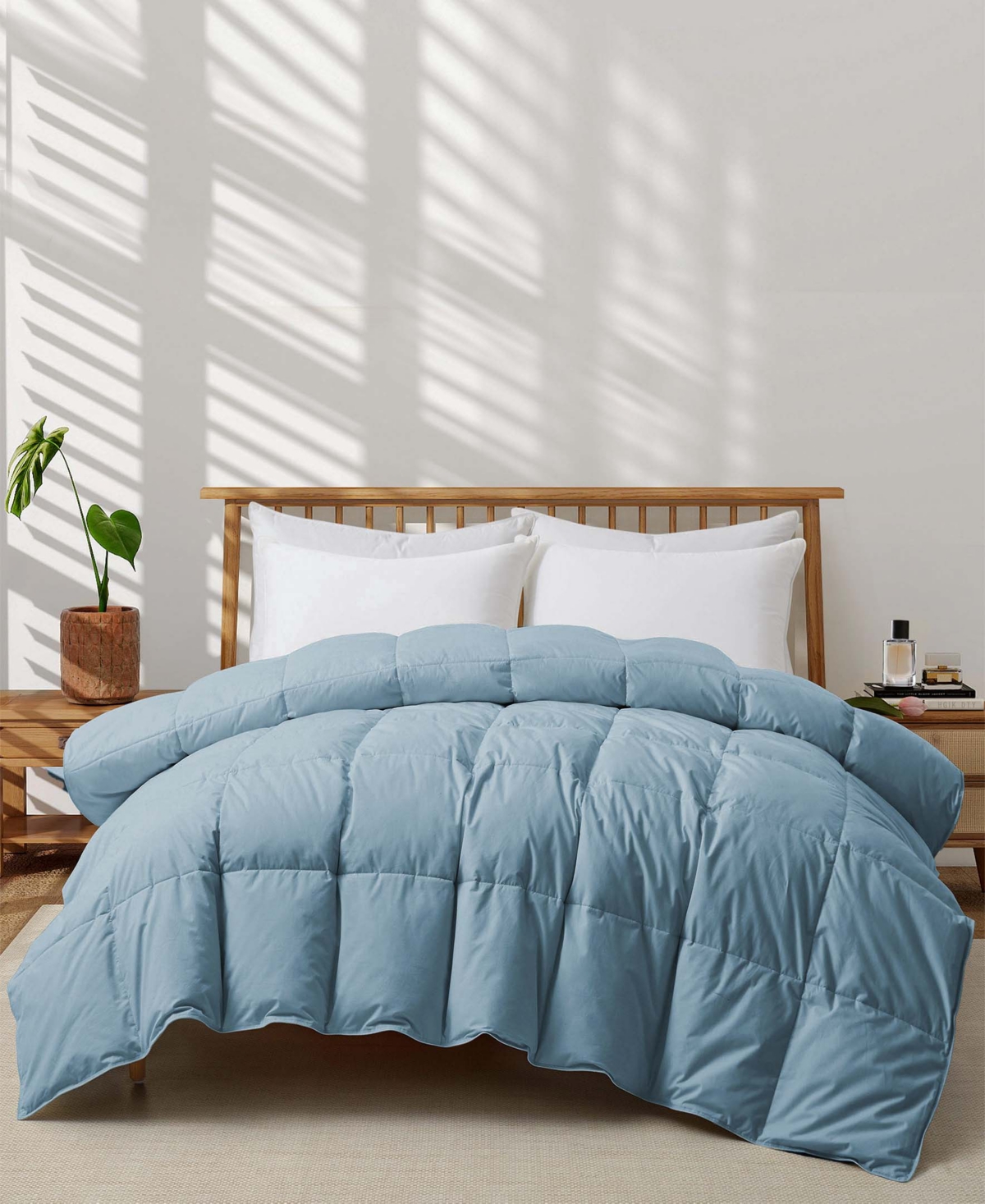 Unikome All Season Goose Down Comforter, Twin In Blue