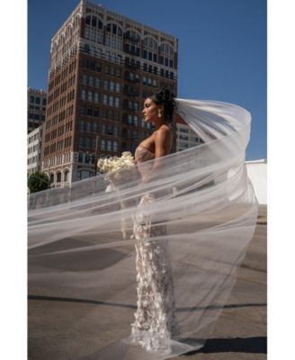 Women's Everlasting Embroidered Gown