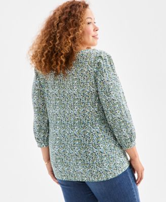 Plus Size Printed 3/4-Sleeve Blouse