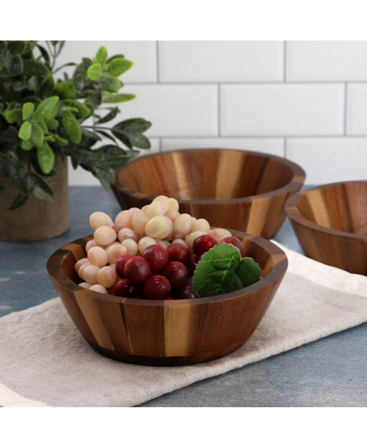MegaChef 4 Piece 6.75 Inch Acacia Wood Salad Bowl Set