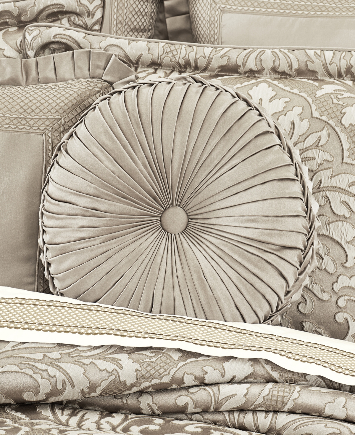 J Queen New York J. Queen New York Brunello Tufted Round Decorative Throw Pillow In Gray