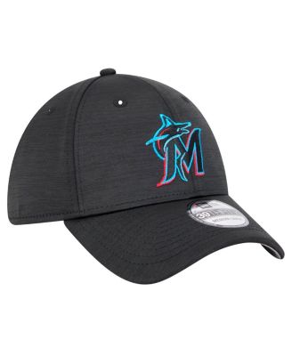 Men's Black Miami Marlins Tech 39THIRTY Flex Hat