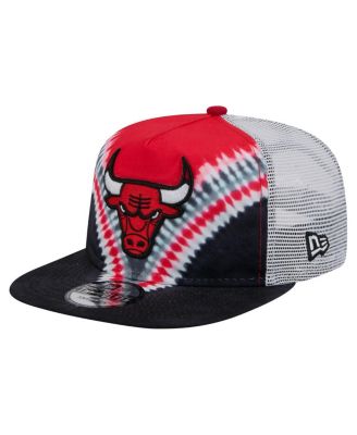 New Era - Men's Black/Red Chicago Bulls Throwback Dye Golfer Snapback Hat