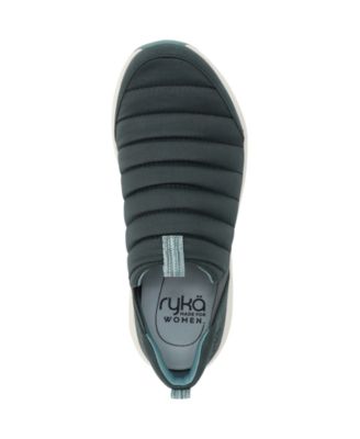 Women's Pursuit Round Toe Slip On Sneakers