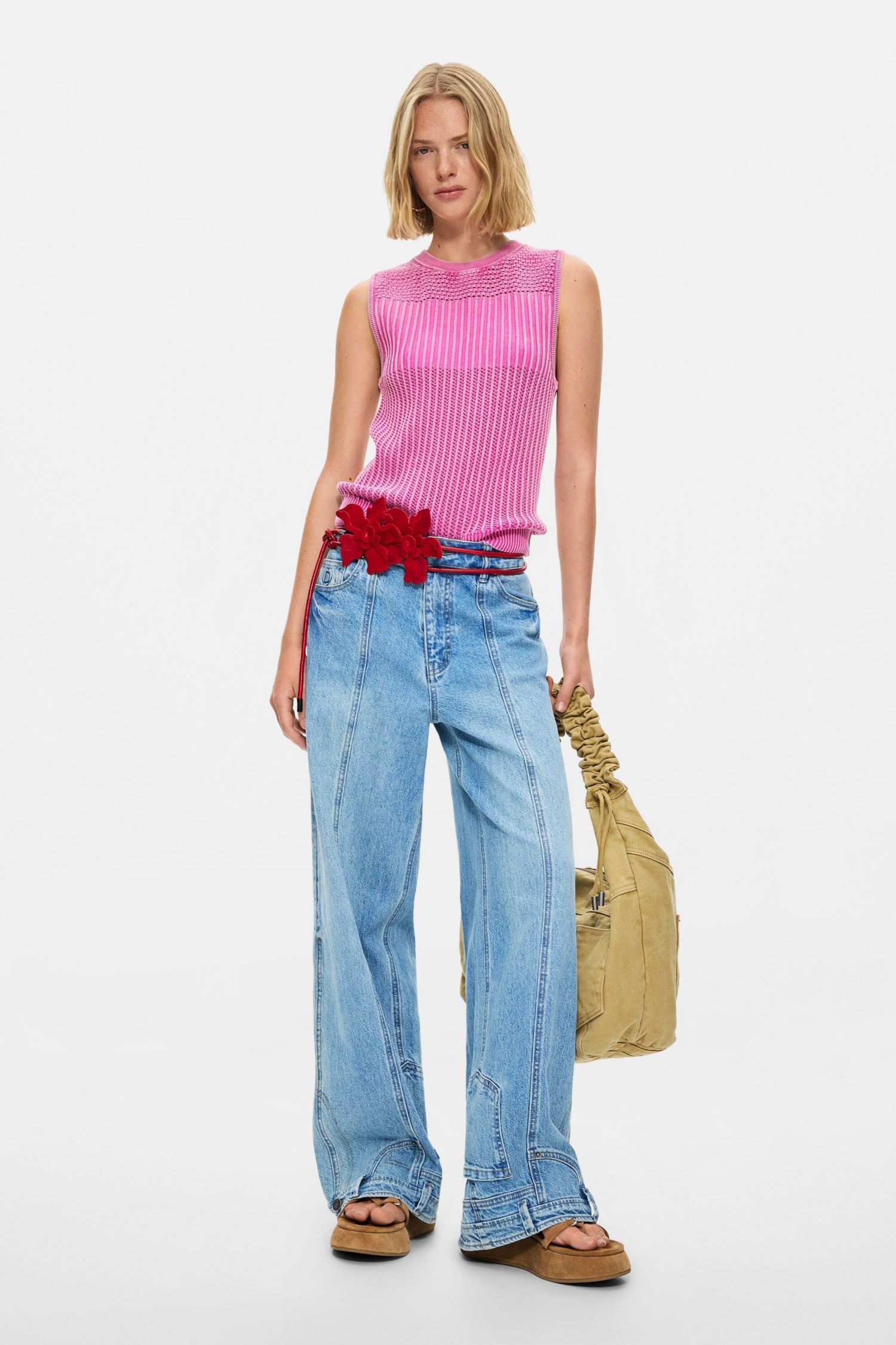 Women's Straight jeans with inverted effect