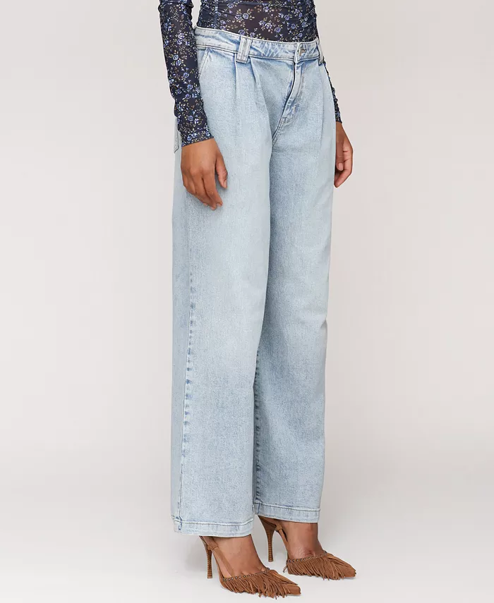 Women's Pleat-Front Wide-Leg Jeans - thumbnail 3