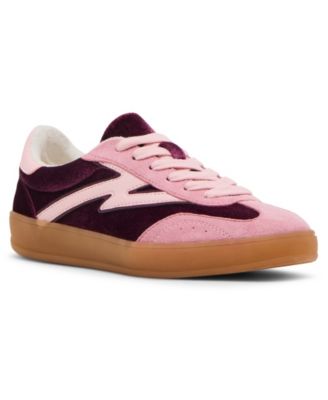 Giia Lace-Up Low-Top Sneakers