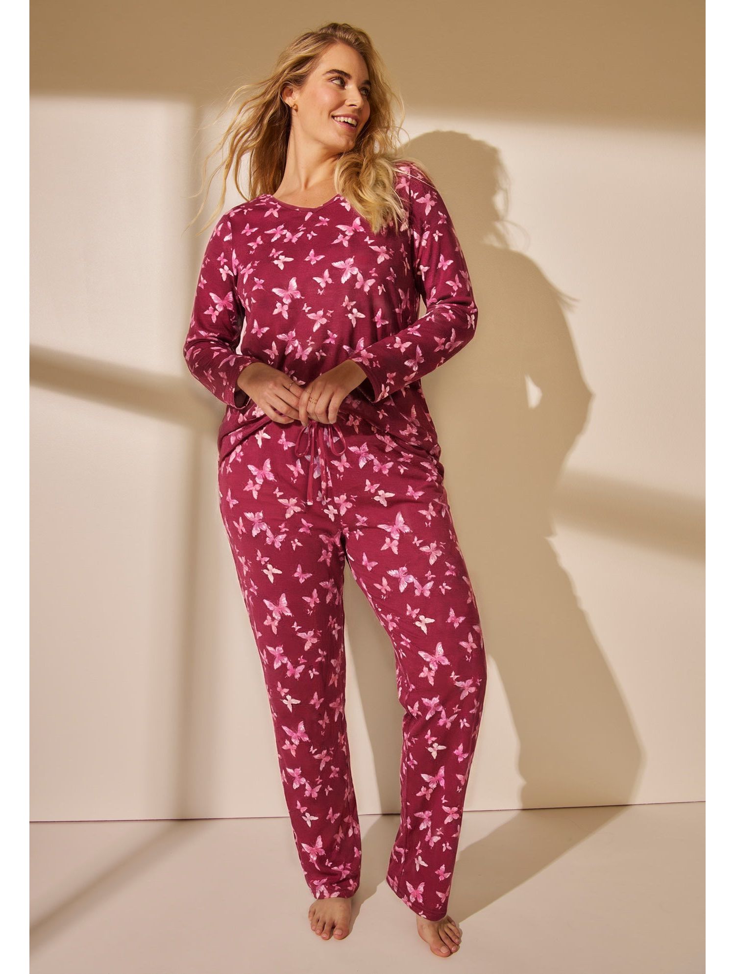 Plus Size Three-Quarter Sleeve Pajama Set