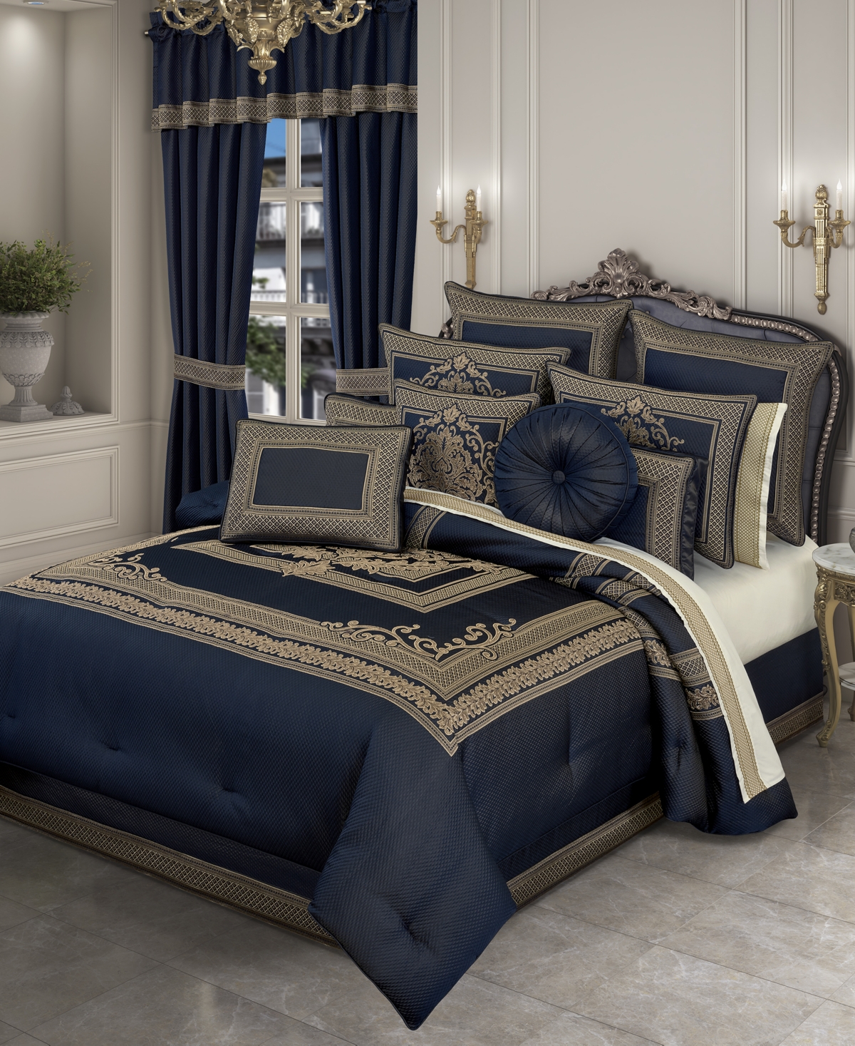 J Queen New York Excelsior 4-pc. Comforter Set, California King In Blue