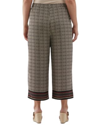 Plus Size Medallion Print Wide Leg Crop Pants