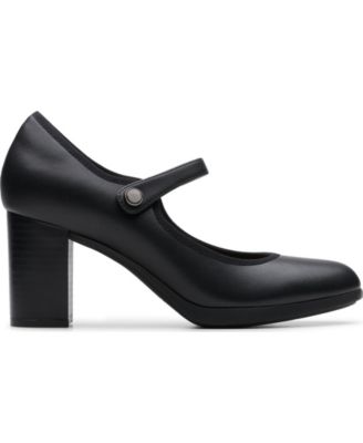 Women's Bayla Lily Round Toe Pumps