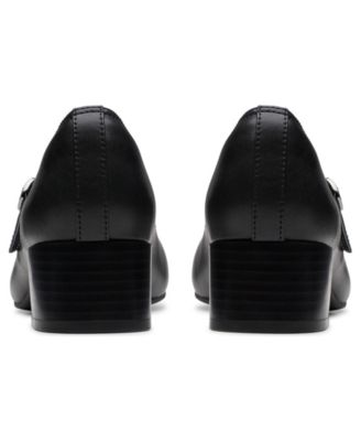 Women's Iridessa Rae Square Toe Pumps