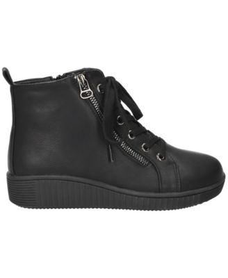 Women's Hollyann Slip Resistant Ankle Boots