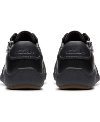 Women's Bryianne Bayla Round Toe Sneakers