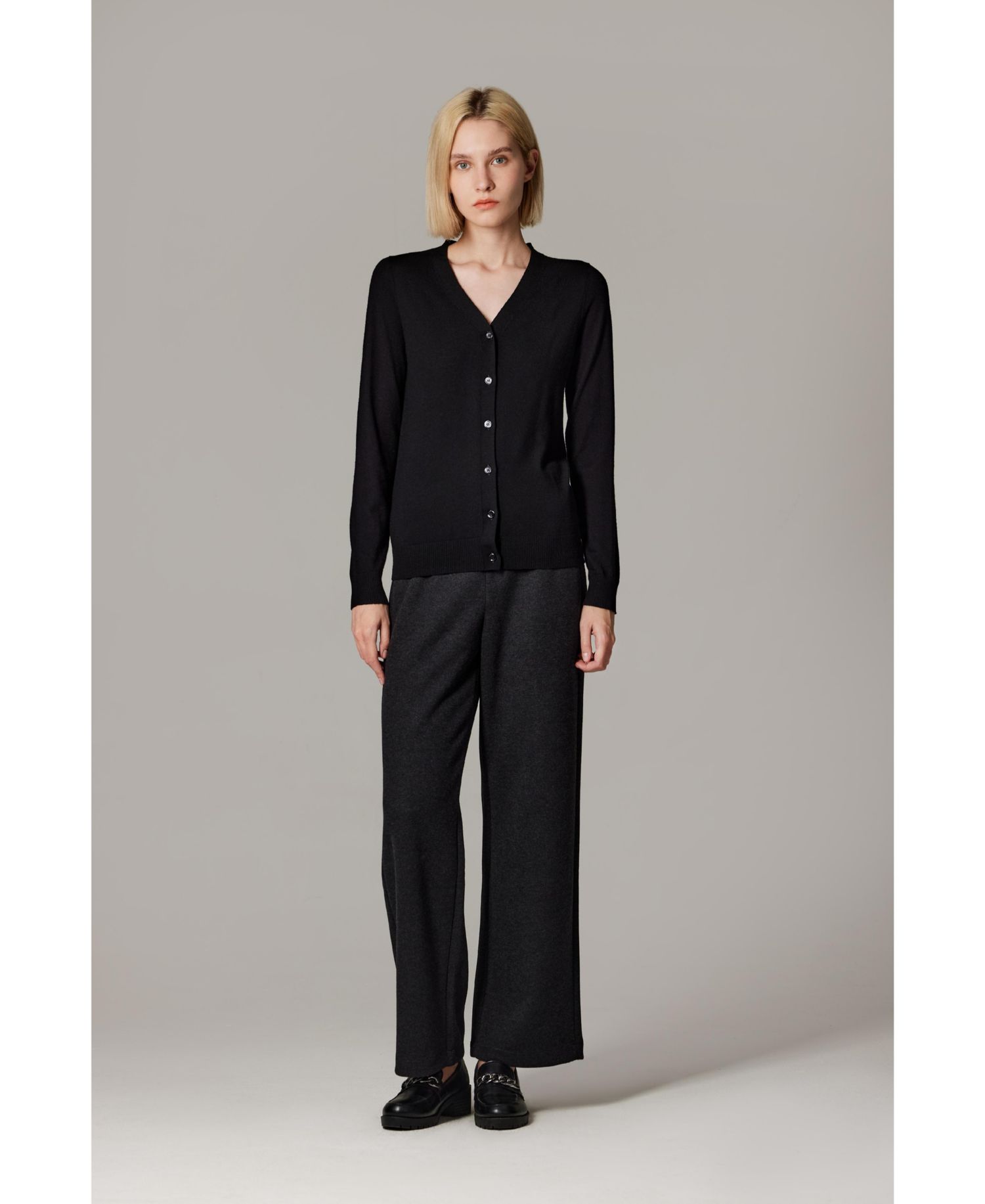 Women's Merino Wool Light Weight Cardigan Ultra Soft Fine Gauge V Neck Sweaters