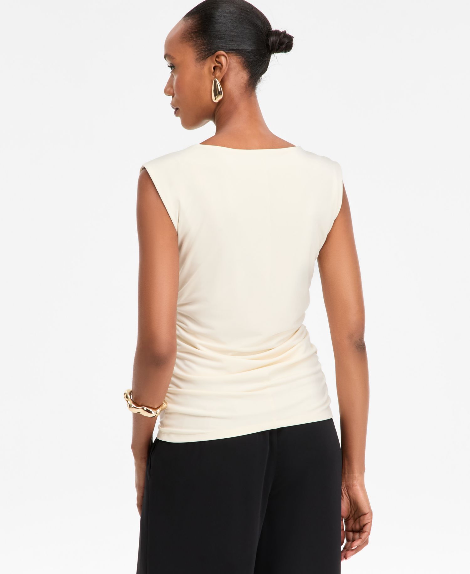 Women's Sleeveless Ruched Boatneck Knit Top