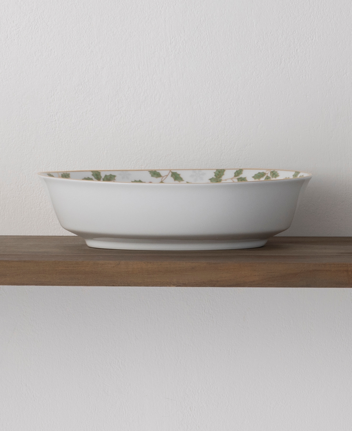 Noritake Holly & Berry Gold Oval Vegetable Bowl