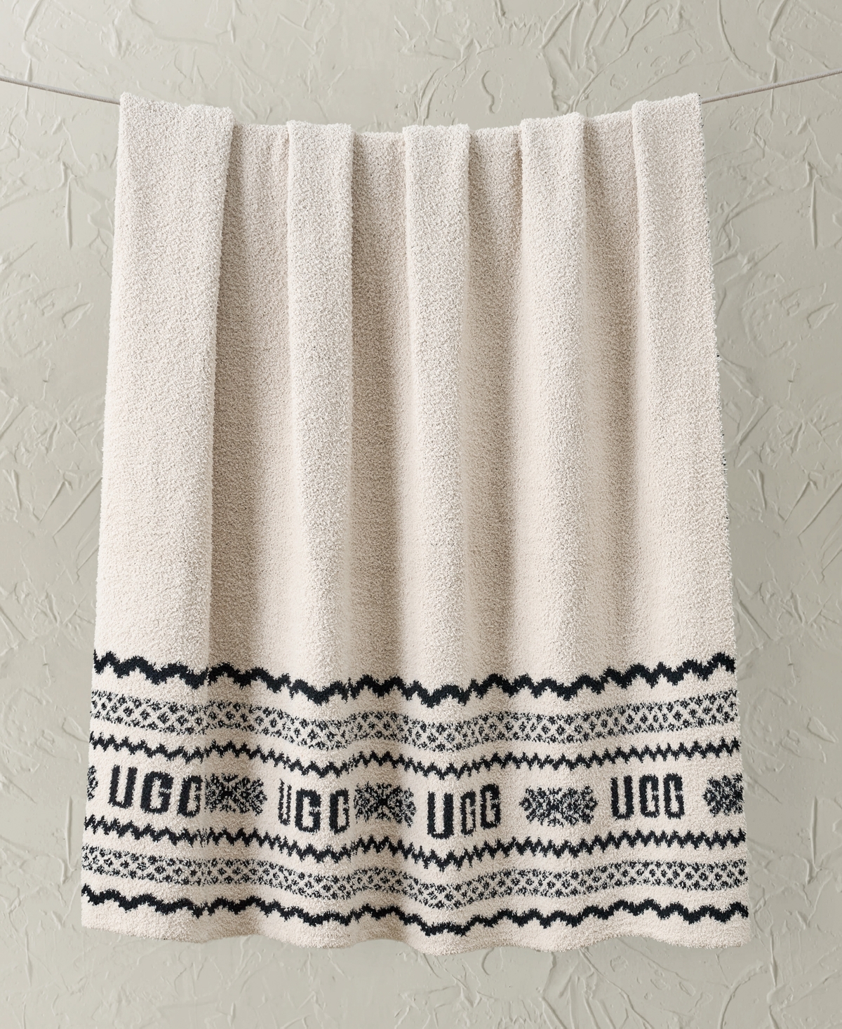 Ugg Northstar Isle Throw, 50" X 70" In White