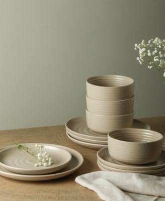 Dinnerware Collection