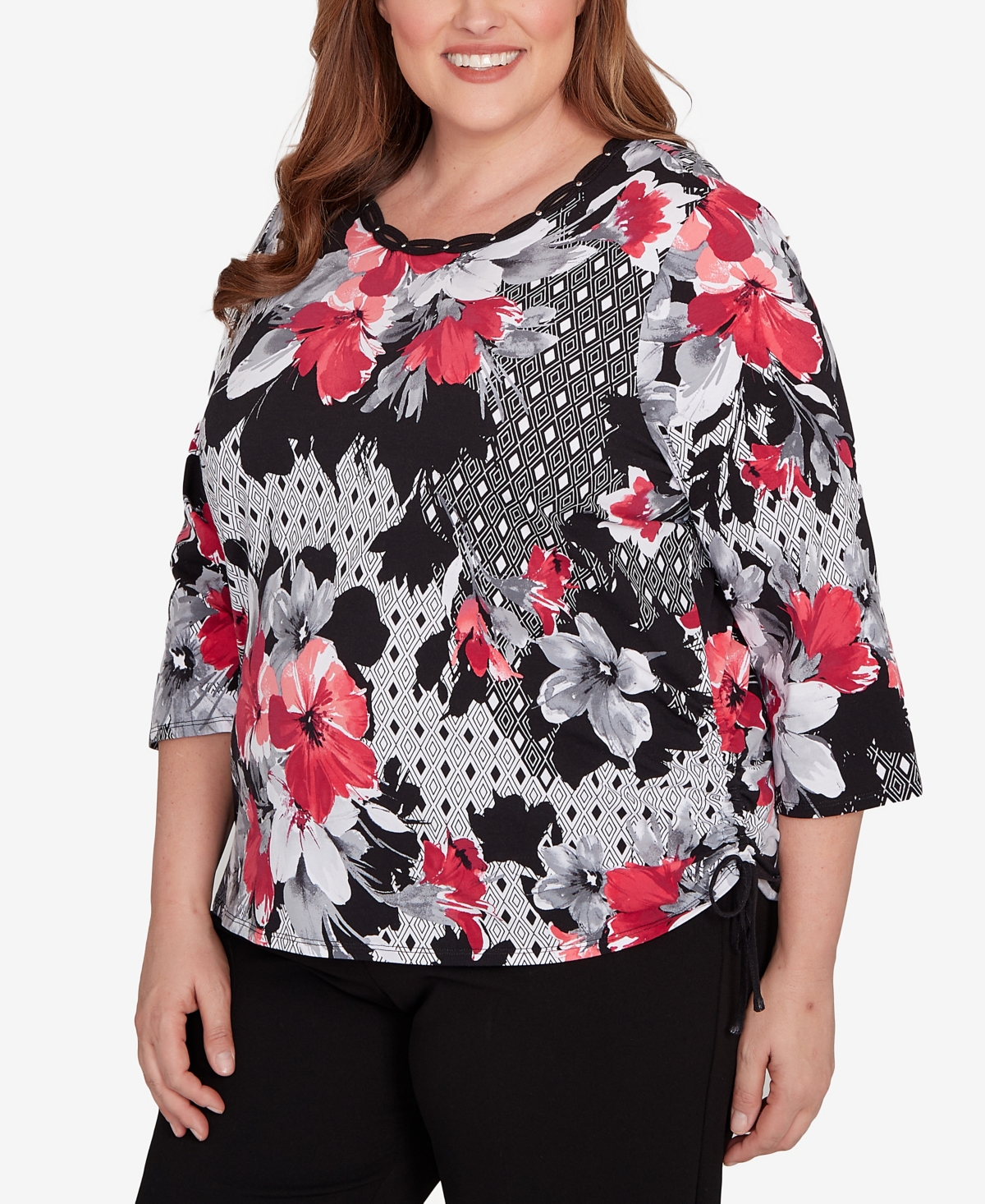 Alfred Dunner Plus Size Patchwork Diamond Floral Crew Neck Top In Black