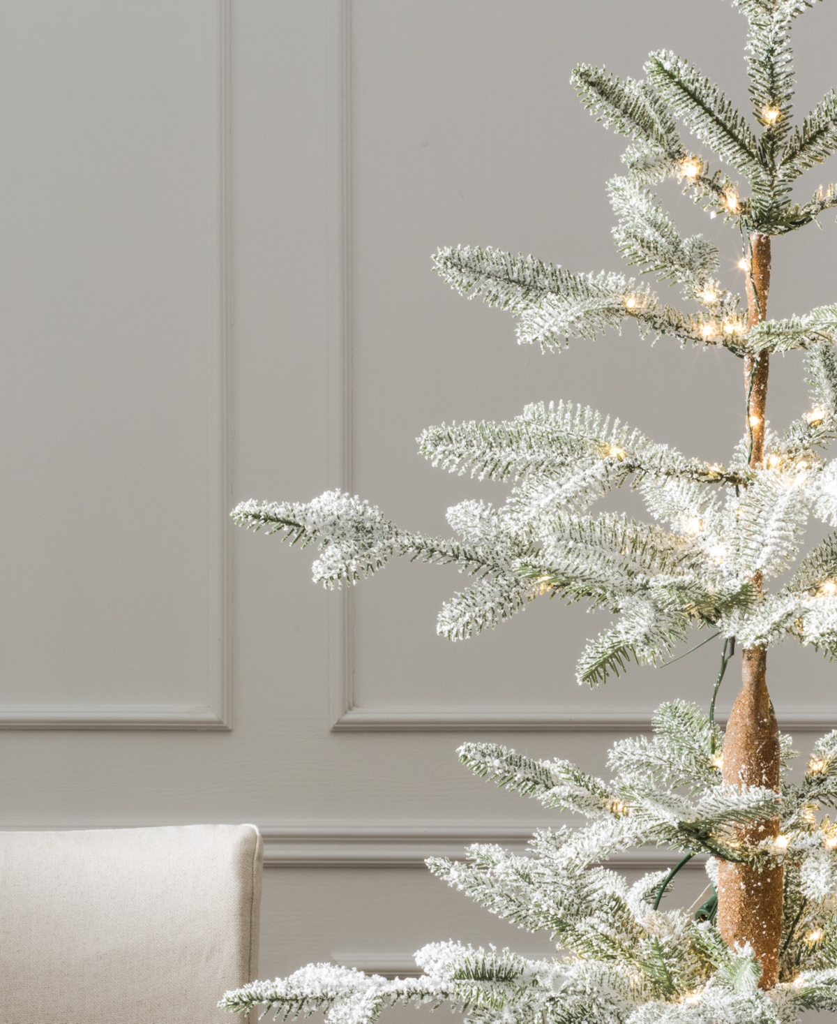 Balsam Hill 3 Ft Frosted Alpine Balsam Fir Pre-lit Tabletop Tree In White
