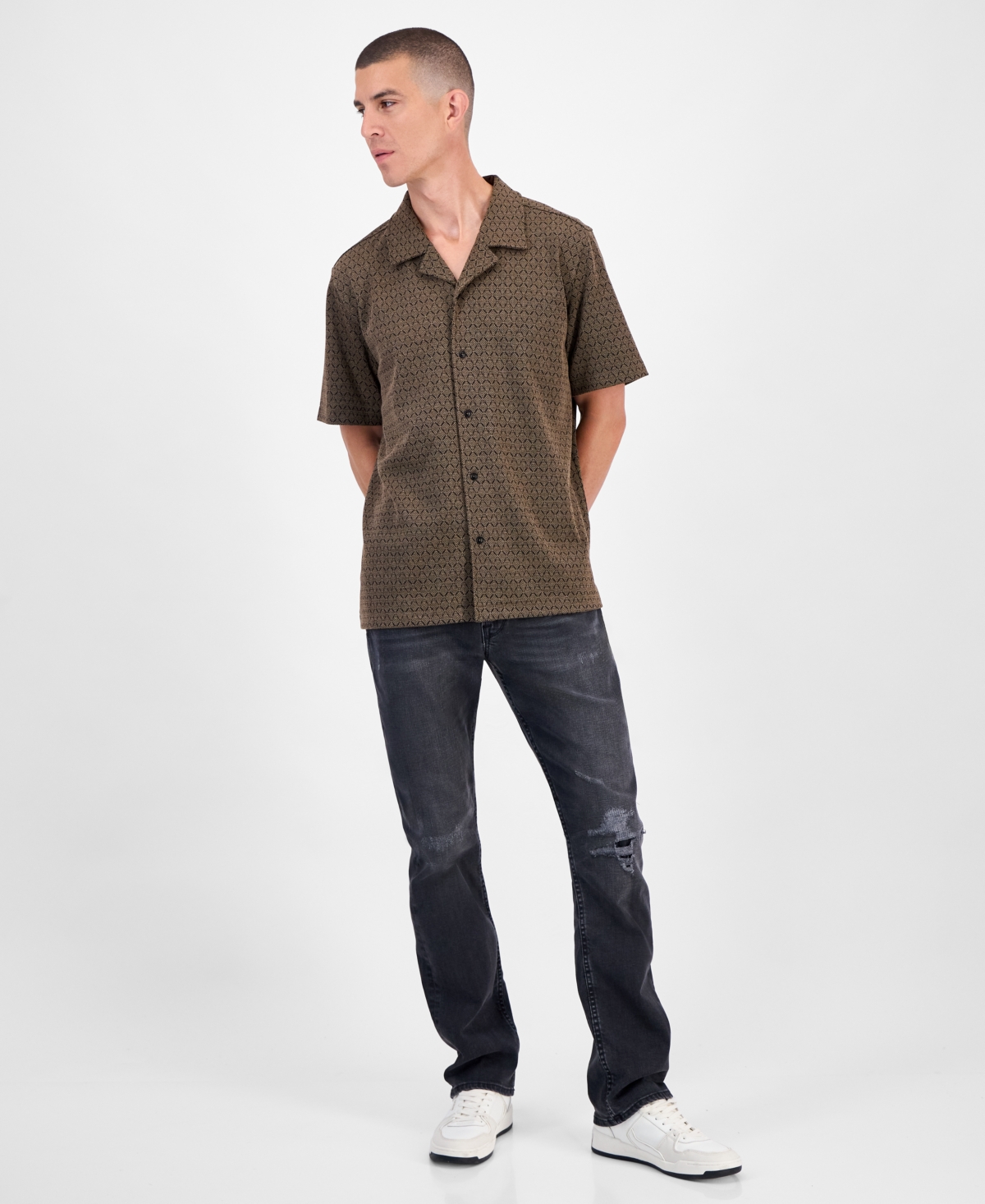 Guess Marcos Short Sleeve Jacquard Pattern Button-front Camp Shirt In Brown
