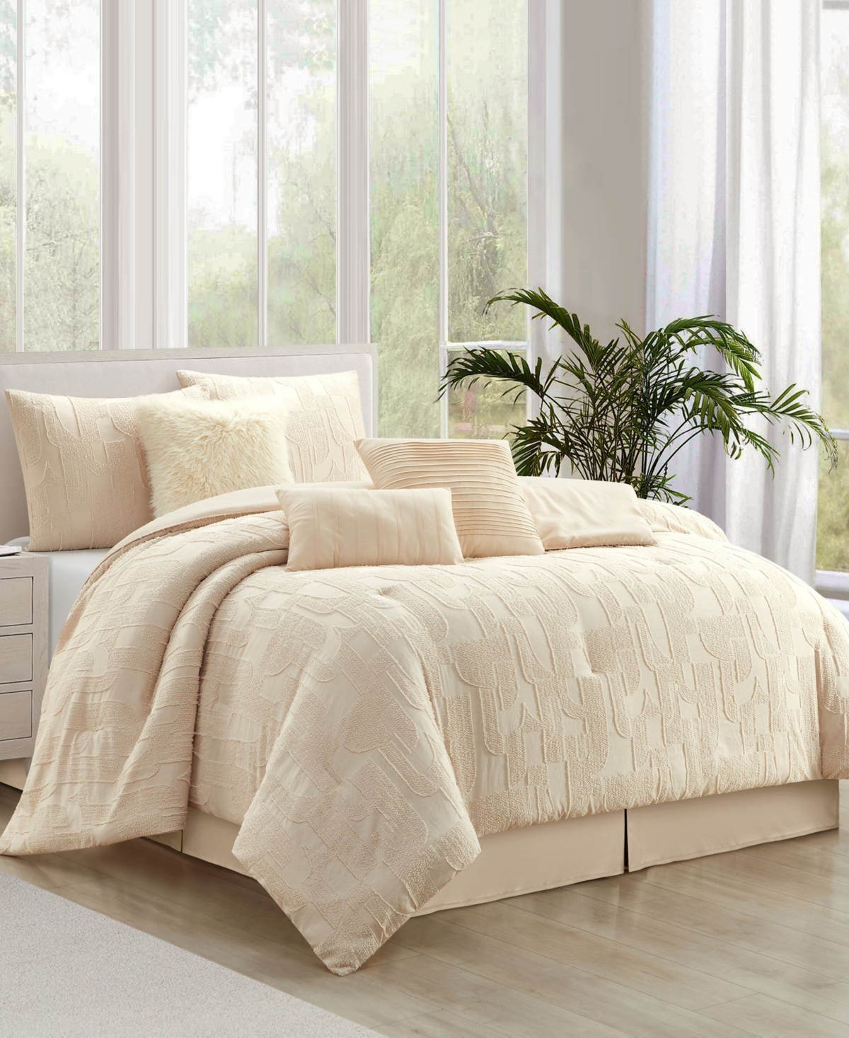 Stratford Park Kyne Geometric 7-pc. Comforter Set, Queen In Sand