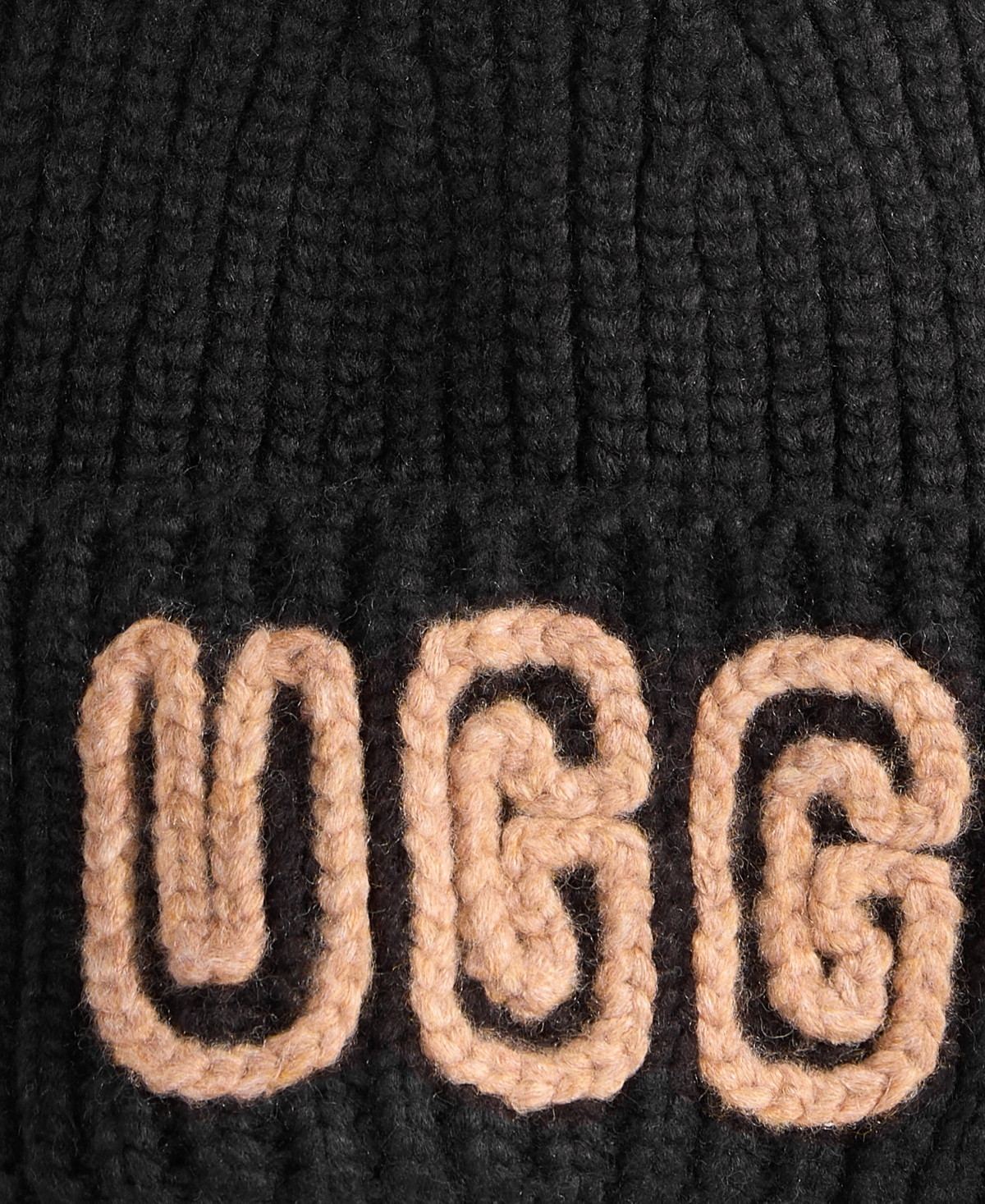 Ugg Chunky Crafted Rib Beanie In Black