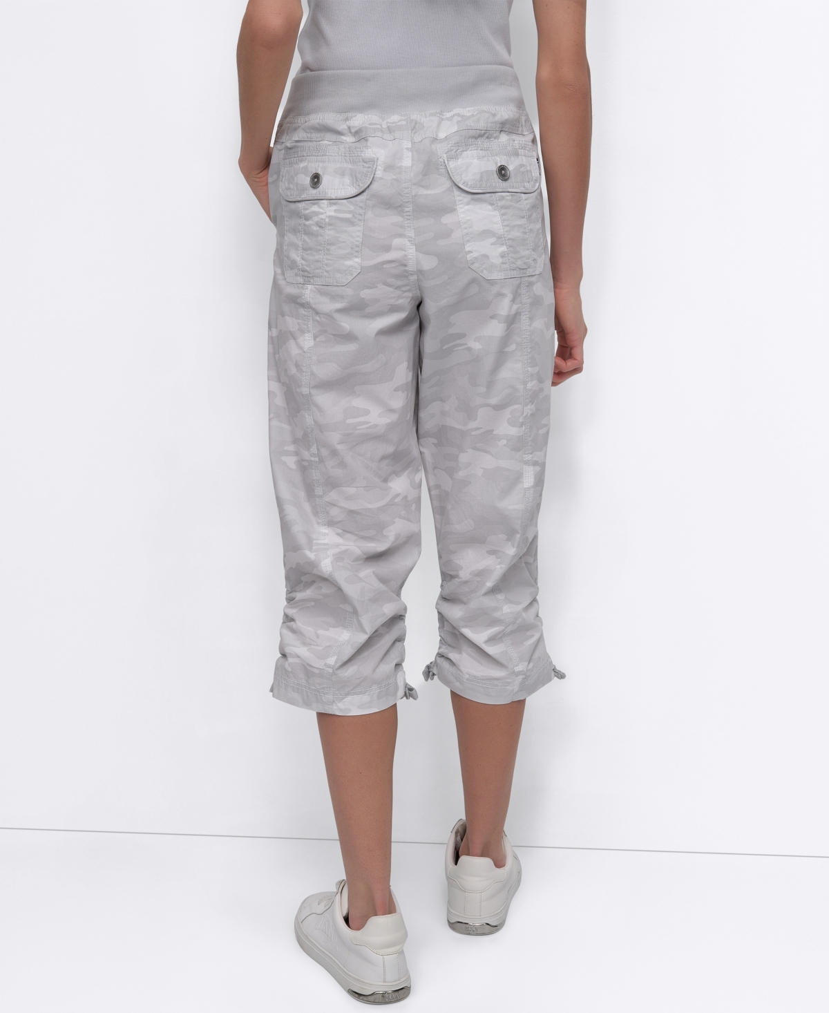 Dkny Women's Convertible Capri Cotton Poplin Cargo Pants In Green