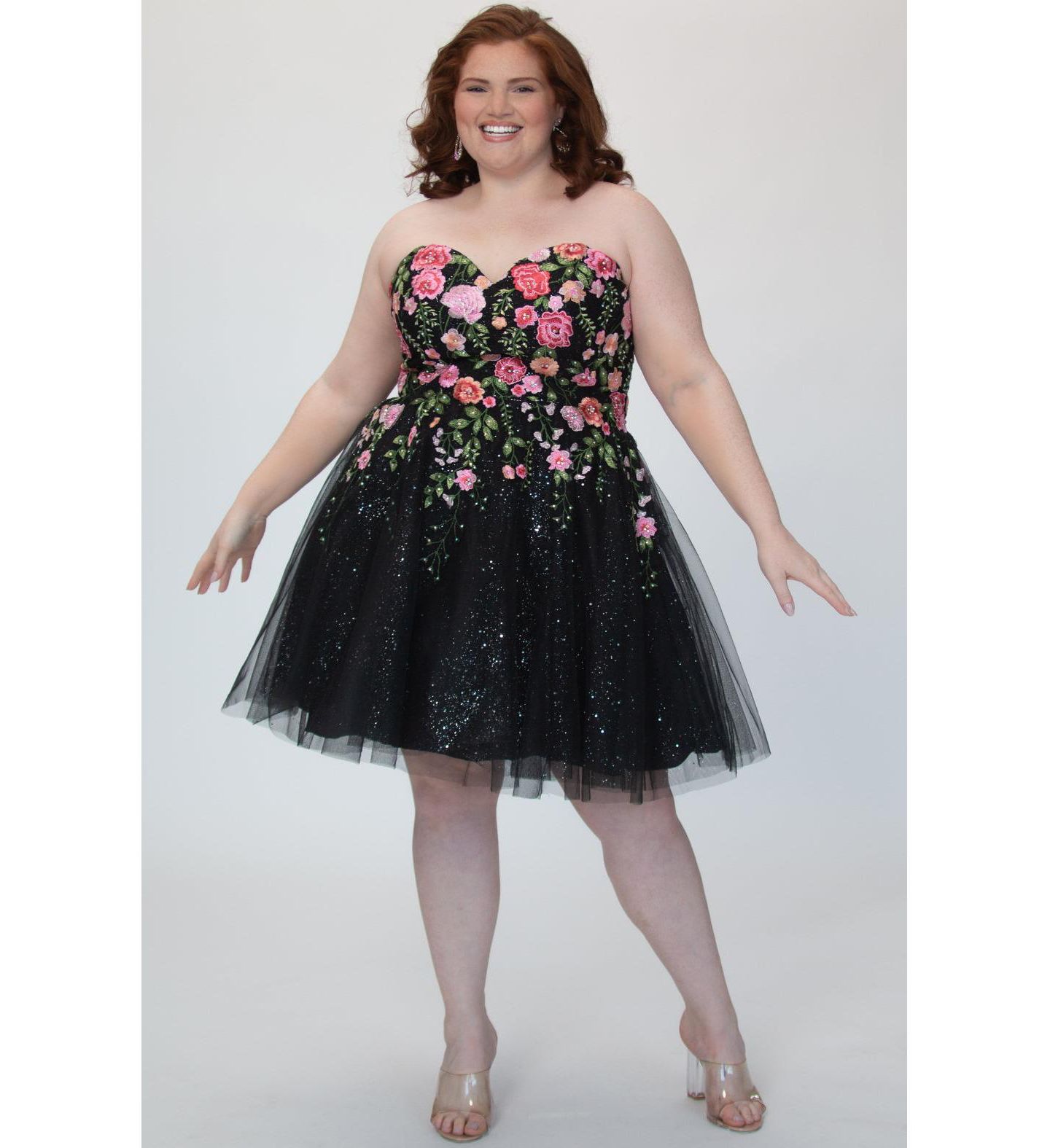 Женское платье Sydney's Closet Plus Size Strapless Floral Embroidered Sparkle Tulle Short Party, цвет: Чёрный с принтом — фото 1