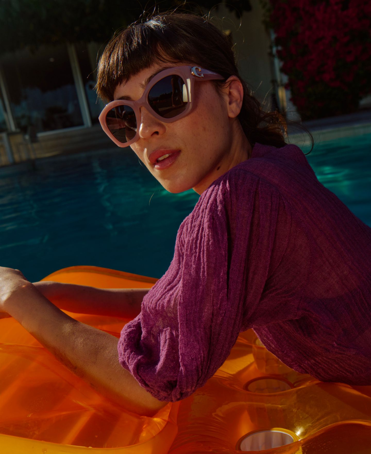 Женские солнцезащитные очки COACH Polarized Sunglasses, CAD31 HC8421U, цвет: Светло-бежевый — фото 6
