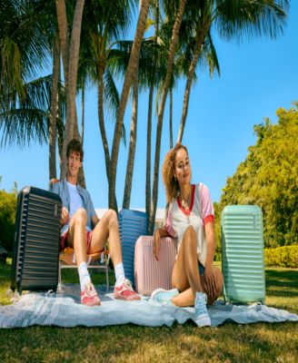 Stratum 3.0 Carry-On 20" Hardside Spinner