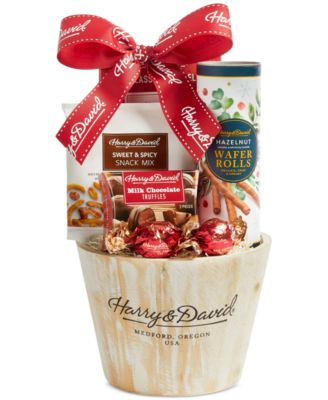 Harry & David - Holiday Flavors Gift Basket, 6 Piece