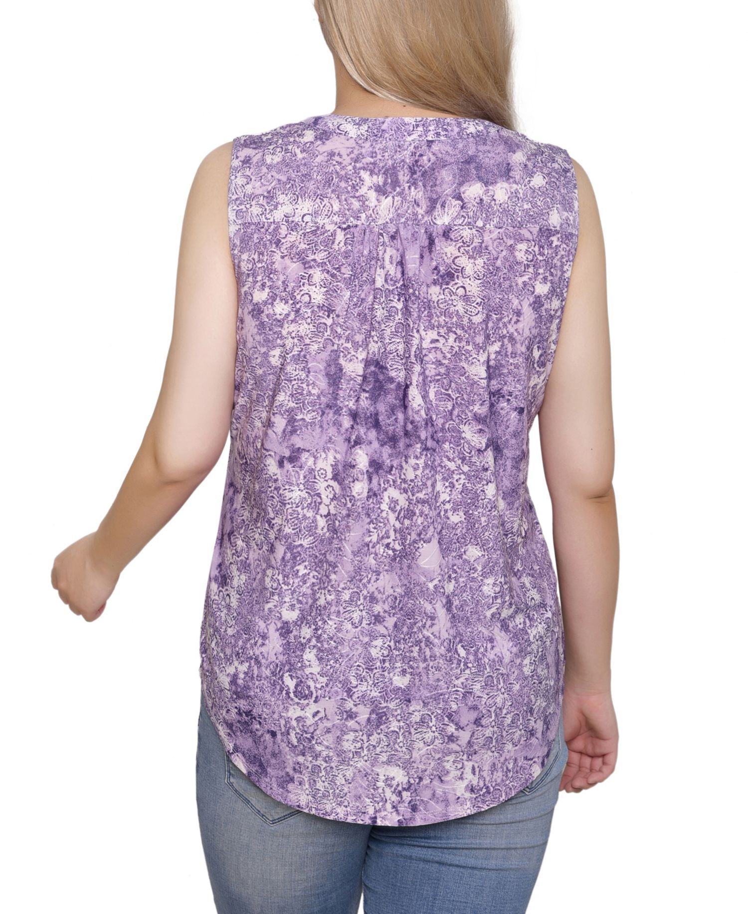 Petite Sleeveless Jacquard Y-neck Top