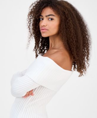 Juniors' Off-The-Shoulder Rib-Knit Sweater 