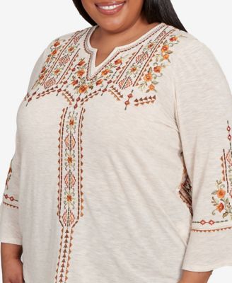 Plus Size Mount Laurel Geometric Floral Embroidery Printed Top