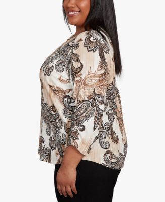 Plus Size Textured Paisley Ruched Sleeve Top