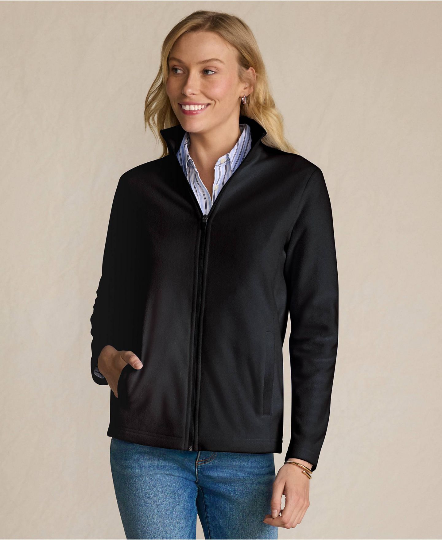 Женская куртка Lands' End Anyweather Fleece Full Zip, цвет: Чёрный — фото 12