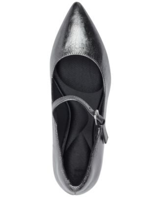 Women's Chase Mary Jane Pointed-Toe Pumps